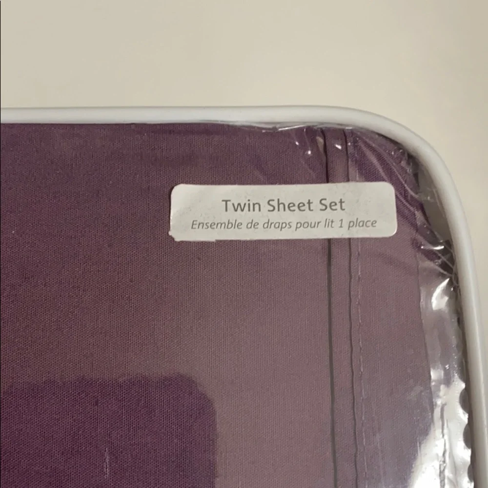 Lacoste nwt plum